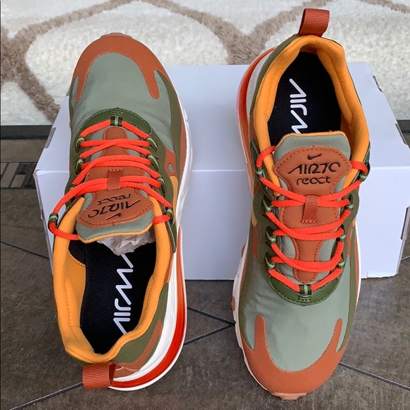 NIKE ID CUSTOM AIR MAX 270 (NIKE BY KATRINA) - Picture 7 of 16